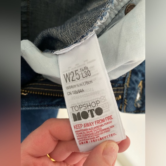 Woman’s TopShop high waisted moto jeans - Picture 8 of 12